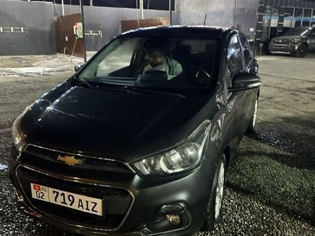 Chevrolet Spark, 2017 — photo 2
