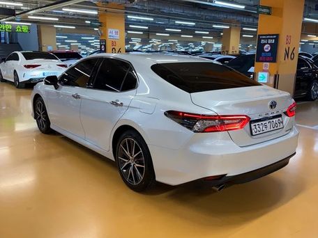 Toyota Camry, 2022 — фото 5