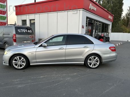 Mercedes-Benz E-Класс, 2009 — photo 2