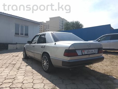 Mercedes-Benz W124, 1991 — photo 2