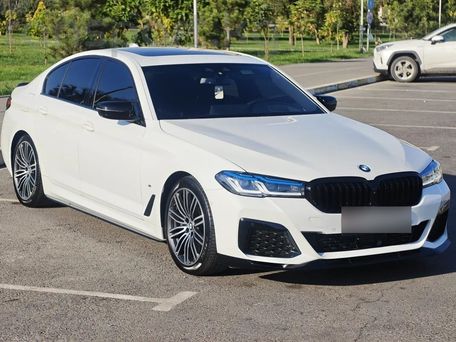 BMW 5 серии, 2016