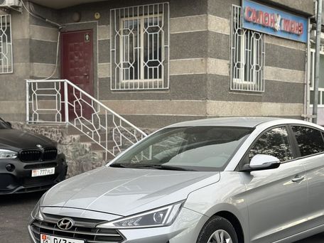 Hyundai Avante, 2019 — photo 1