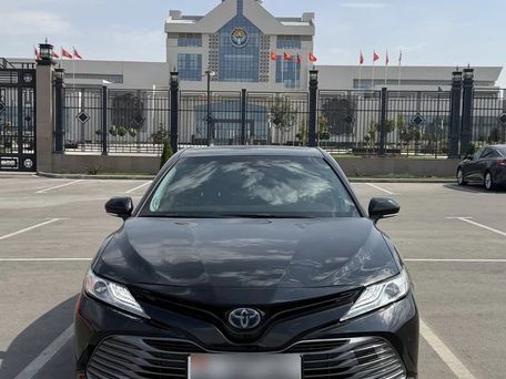 Toyota Camry, 2018 — фото 1