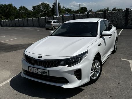 Kia K5, 2017