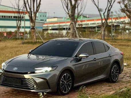Toyota Camry, 2026 — photo 2