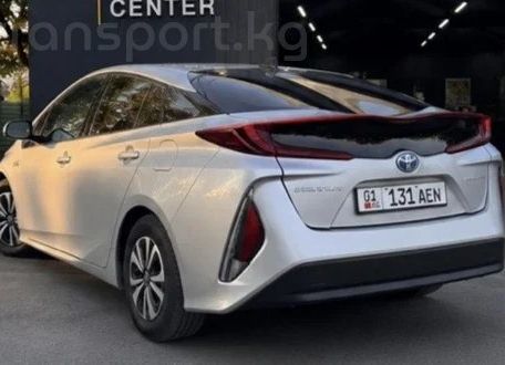 Toyota Prius, 2018 — фото 1
