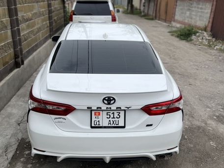 Toyota Camry, 2020 — photo 1