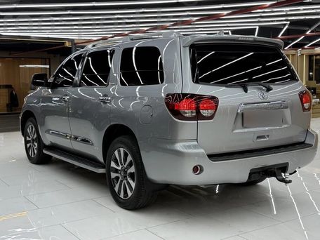 Toyota Sequoia, 2022 — фото 4