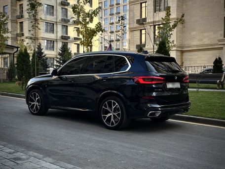 BMW X5, 2018 — сүрөт 5