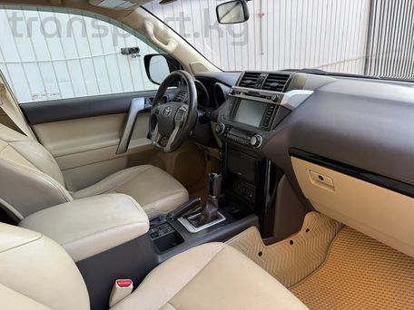 Toyota Land Cruiser Prado, 2017 — 照片 7