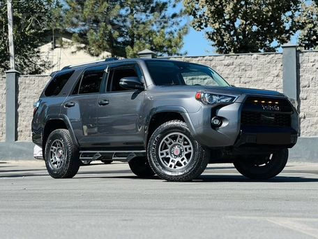 Toyota 4Runner, 2020 — 照片 7