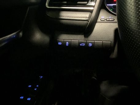 Toyota Camry, 2017 — фото 9