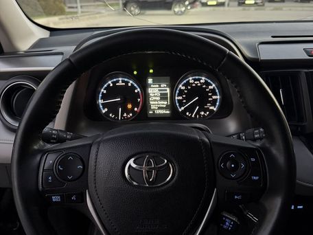 Toyota RAV4, 2017 — 照片 9