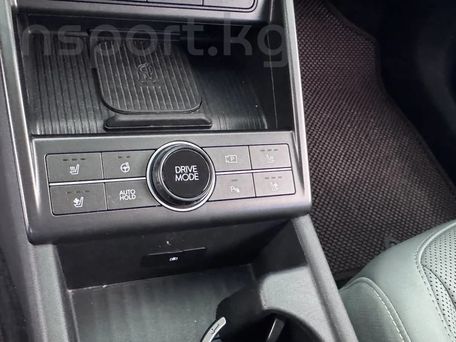 Hyundai Kona, 2023 — photo 8