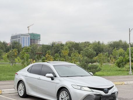 Toyota Camry, 2018