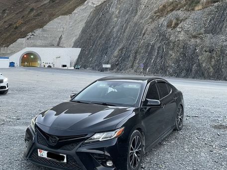 Toyota Camry, 2018