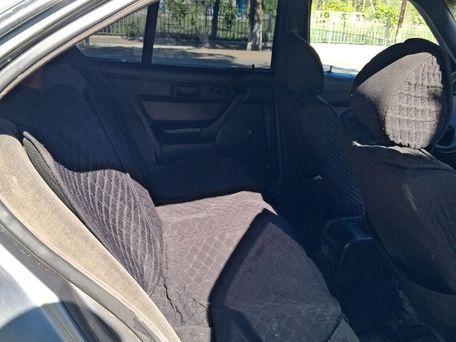 BMW 5 Series, 1990 — 照片 9