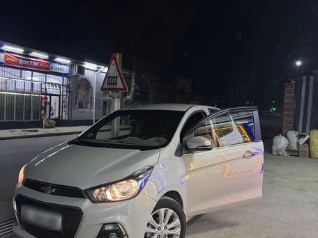 Chevrolet Spark, 2017 — photo 1