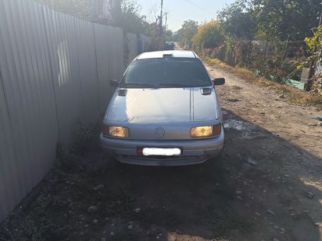 Volkswagen Passat, 1988 — сүрөт 3