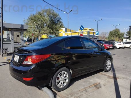 Hyundai Solaris, 2011 — 照片 4