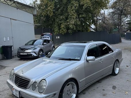 Mercedes-Benz E-Class, 2002 — photo 4