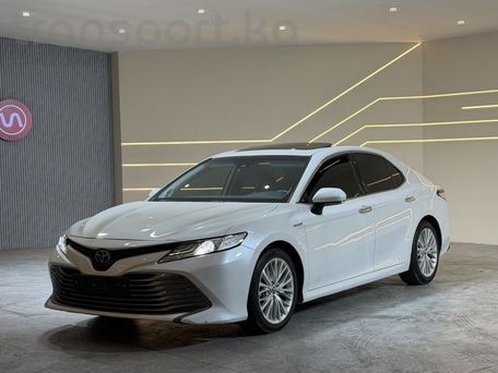 Toyota Camry, 2017 — фото 1