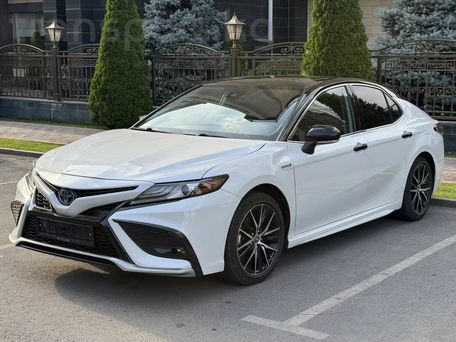 Toyota Camry, 2021 — фото 2