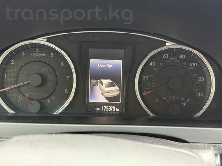 Toyota Camry, 2017 — 照片 7