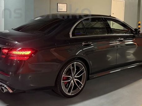 Mercedes-Benz E-Класс AMG, 2023 — 照片 5