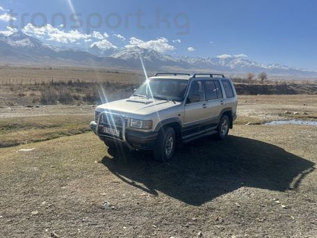 Isuzu Bighorn, 1997 — photo 3