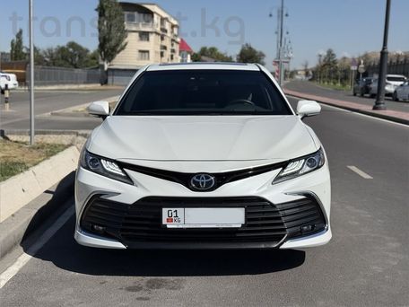 Toyota Camry, 2022 — фото 2