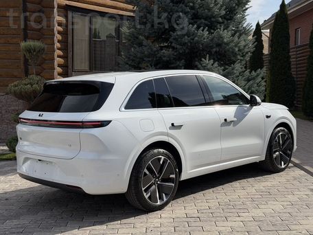 Li Auto (Lixiang) L6, 2025 — 照片 3