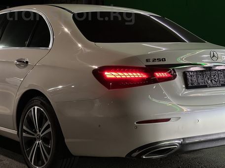 Mercedes-Benz E-Класс, 2020 — фото 7