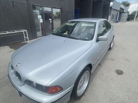 BMW 5 серии, 2016