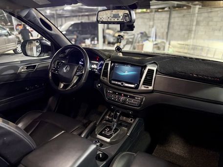 SsangYong Rexton Sports, 2018 — photo 11