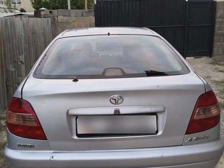 Toyota Avensis, 2002 — 照片 2
