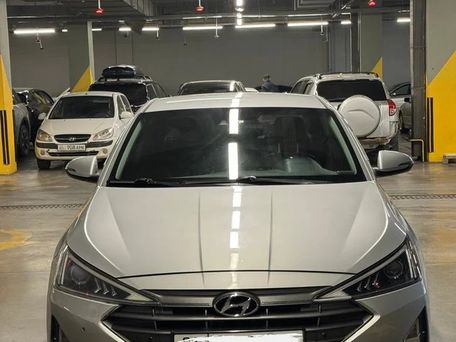Hyundai Avante, 2019 — 照片 1