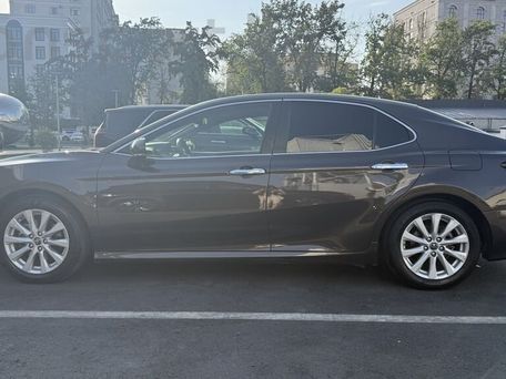 Toyota Camry, 2019 — photo 3