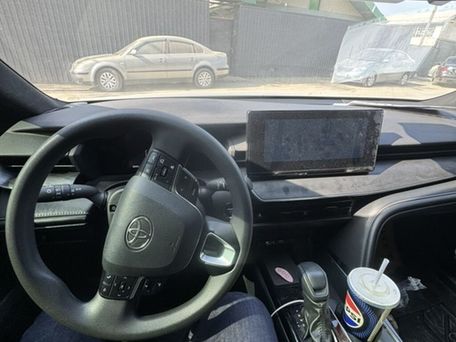 Toyota Camry, 2024 — photo 5