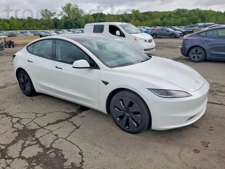 Tesla Model 3, 2025 — фото 4