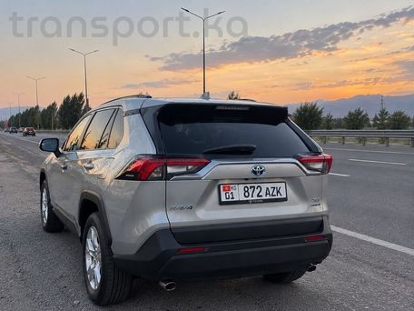 Toyota RAV4, 2021 — сүрөт 2