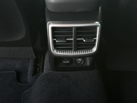Kia K5, 2022 — photo 10