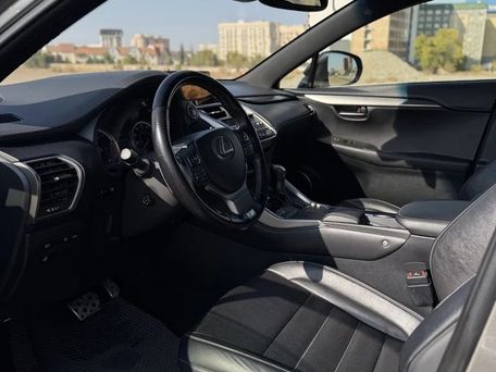 Lexus NX, 2019 — 照片 9