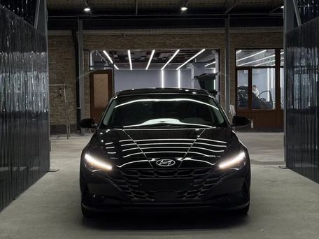 Hyundai Avante, 2021 — 照片 1