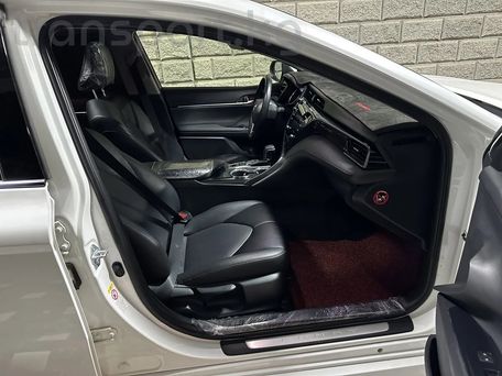 Toyota Camry, 2018 — 照片 4