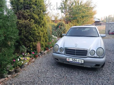 Mercedes-Benz E-Class, 1996 — photo 6