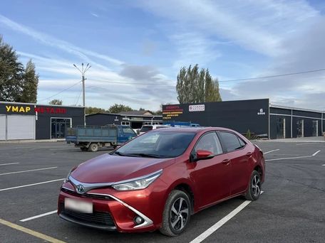 Toyota Corolla, 2018 — 照片 3