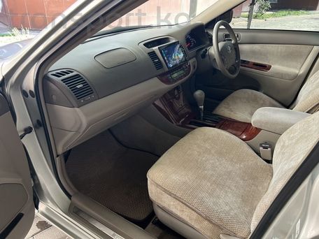 Toyota Camry, 2004 — photo 9