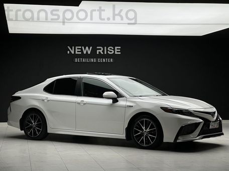 Toyota Camry, 2021 — сүрөт 1