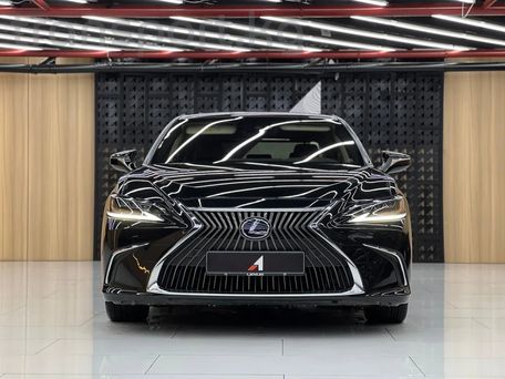 Lexus ES, 2019 — фото 1